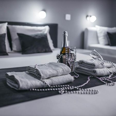 King Exclusive Suites Ni Екстериор снимка