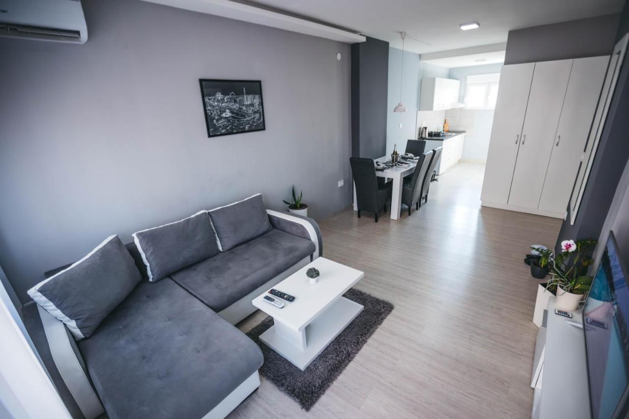 King Exclusive Suites Ni Екстериор снимка